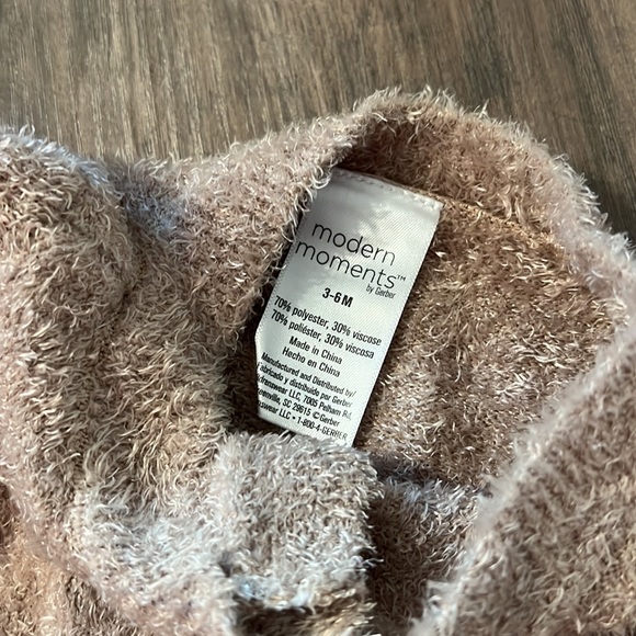 Modern Moments soft & fuzzy one piece 3-6 months - Picture 3 of 3